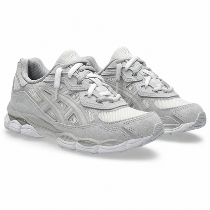 Asics GEL NYC with two laces